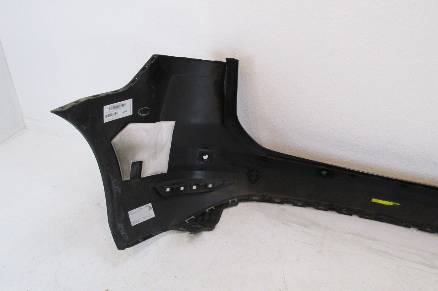 VW TOURAN  Stoßstange Hinten - Heckschürze - original  5TA807421A B   PDC