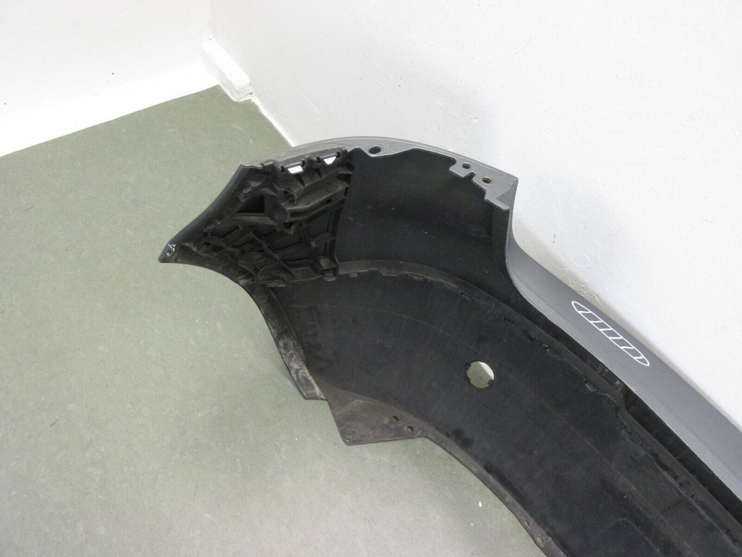 VW Golf 5 Stoßstange Stoßfänger Heckschürze Hinten original 1K6807421