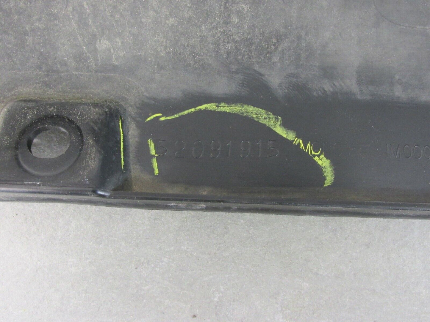 JEEP RENEGADE Stoßstange Stoßfänger Heckschürze Hinten original 52091915 PDC