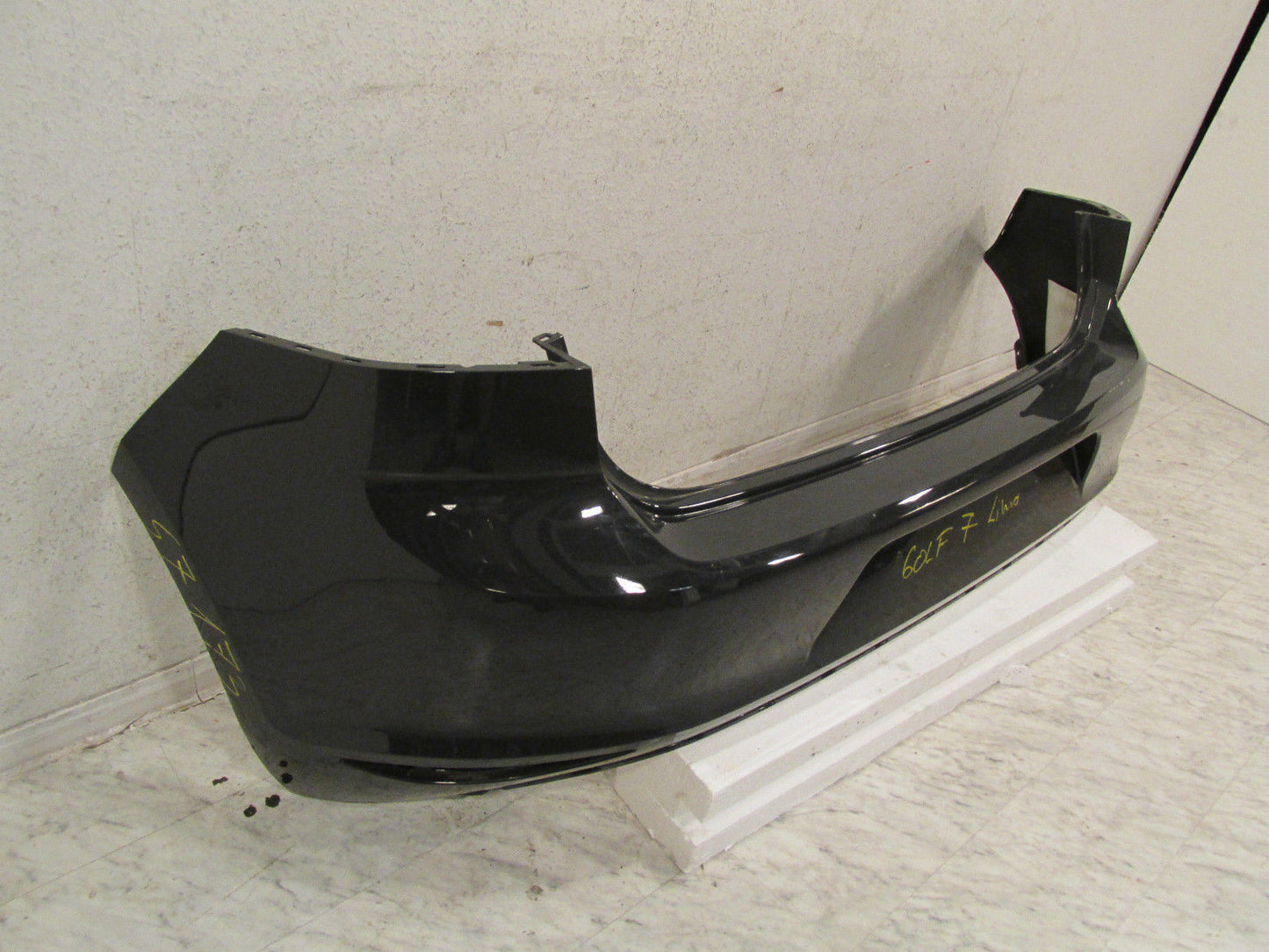 VW Golf VII 7 Limo  Stoßstange  hinten Heckschürze  5G6807421  Bumper