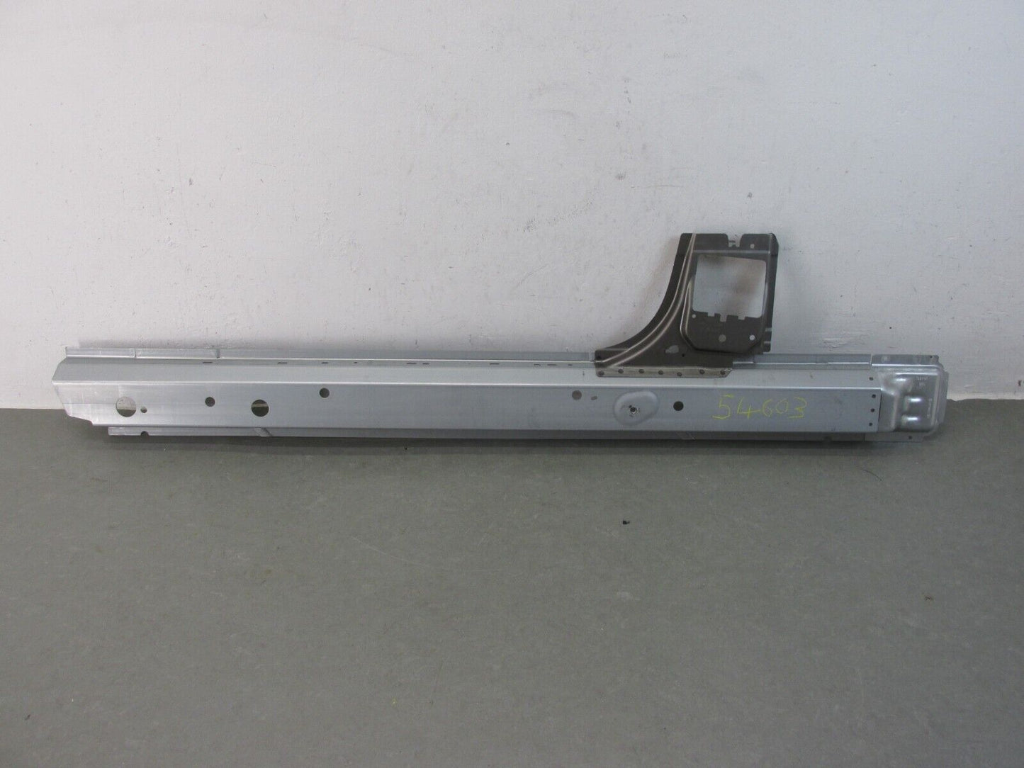 Neu original Opel Blech Bodenblech Unterbau Hinten 13306345