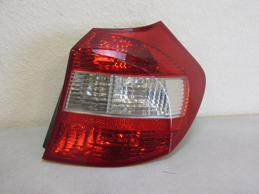 BMW 1er Rückleuchte  hinten Rechts Rücklicht   original 6224 502 12