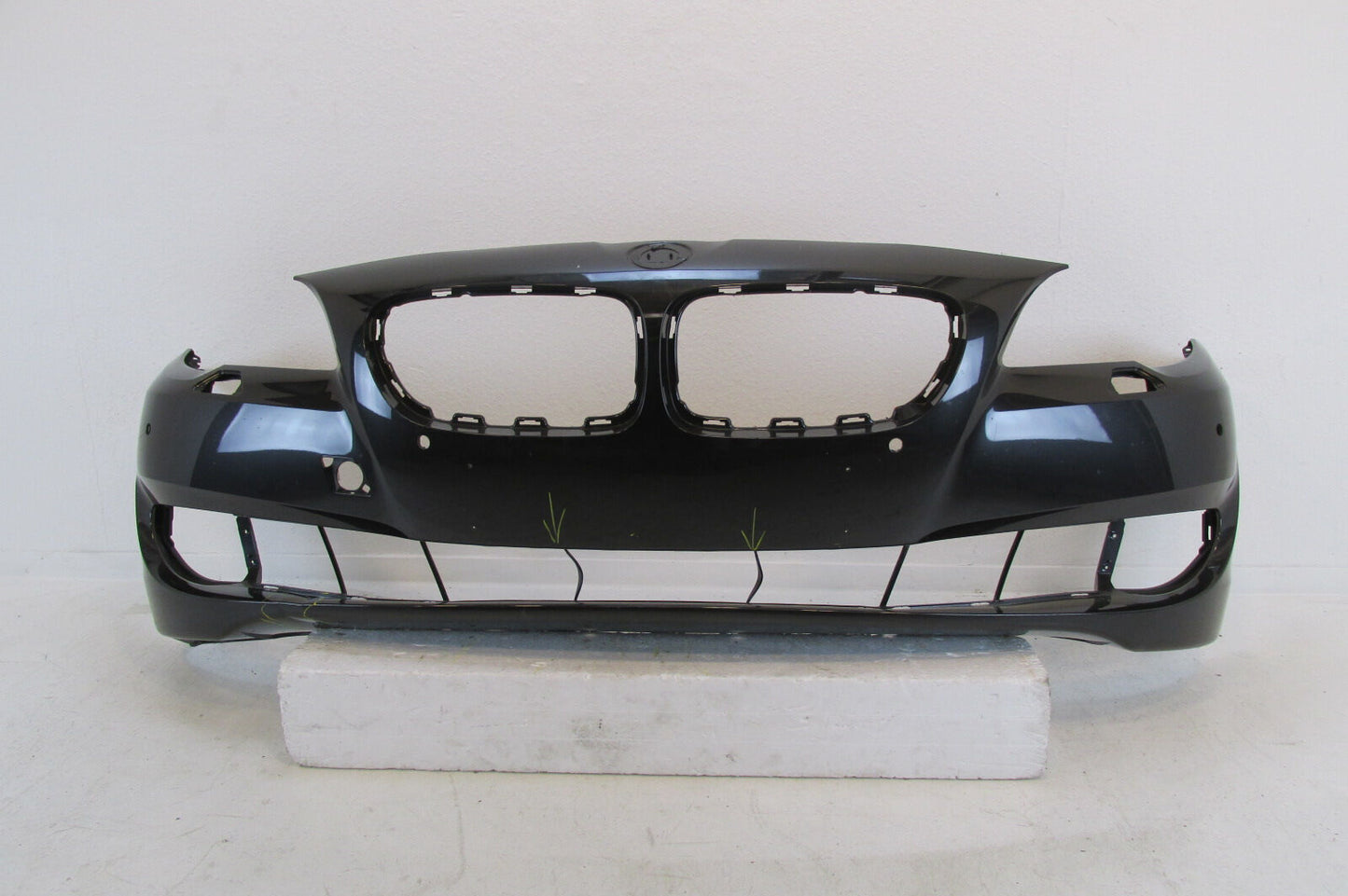 BMW 5 er F10 F11 Stoßstange   PDC SRA Frontschürze STOßFÄNGER 5111 7200 712