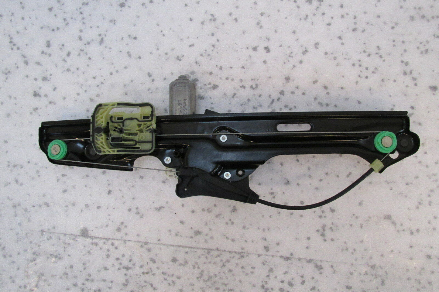 BMW X3 F25 X4 F26 X5 F15  Fensterheber hinten rechts Motor Gestänge 7322748