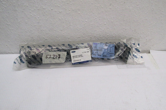 FORD Kuga  Stoßstangehalter 8V4117E851AE