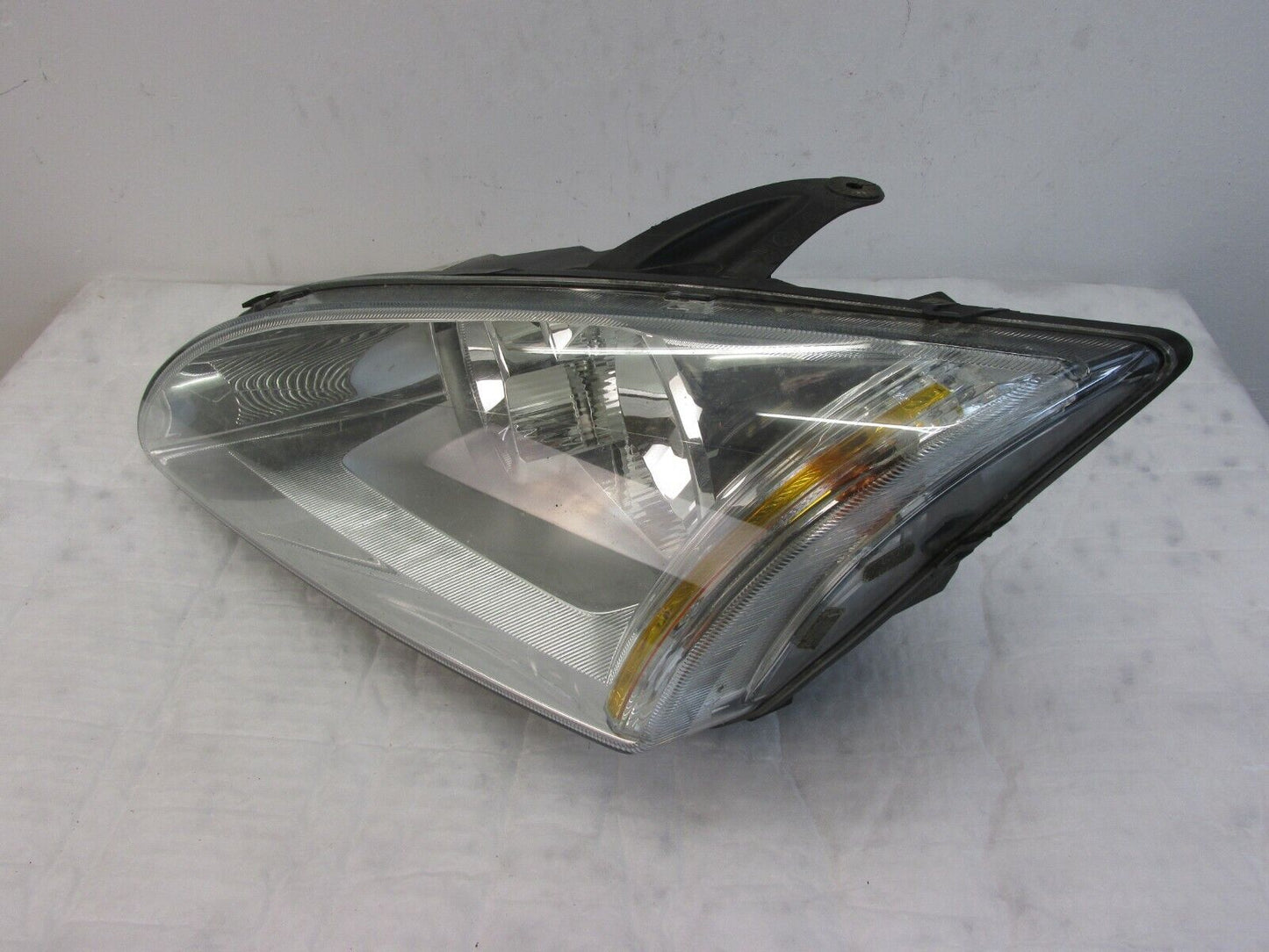 Ford Focus  Frontscheinwerfer  links Scheinwerfer original 4M51 13W030