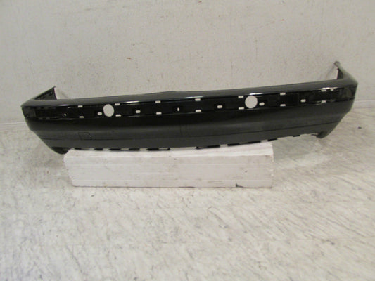 BMW 3 er E36  Limo  Stoßstange Hinten  Bumper Heckschürze  51128135360
