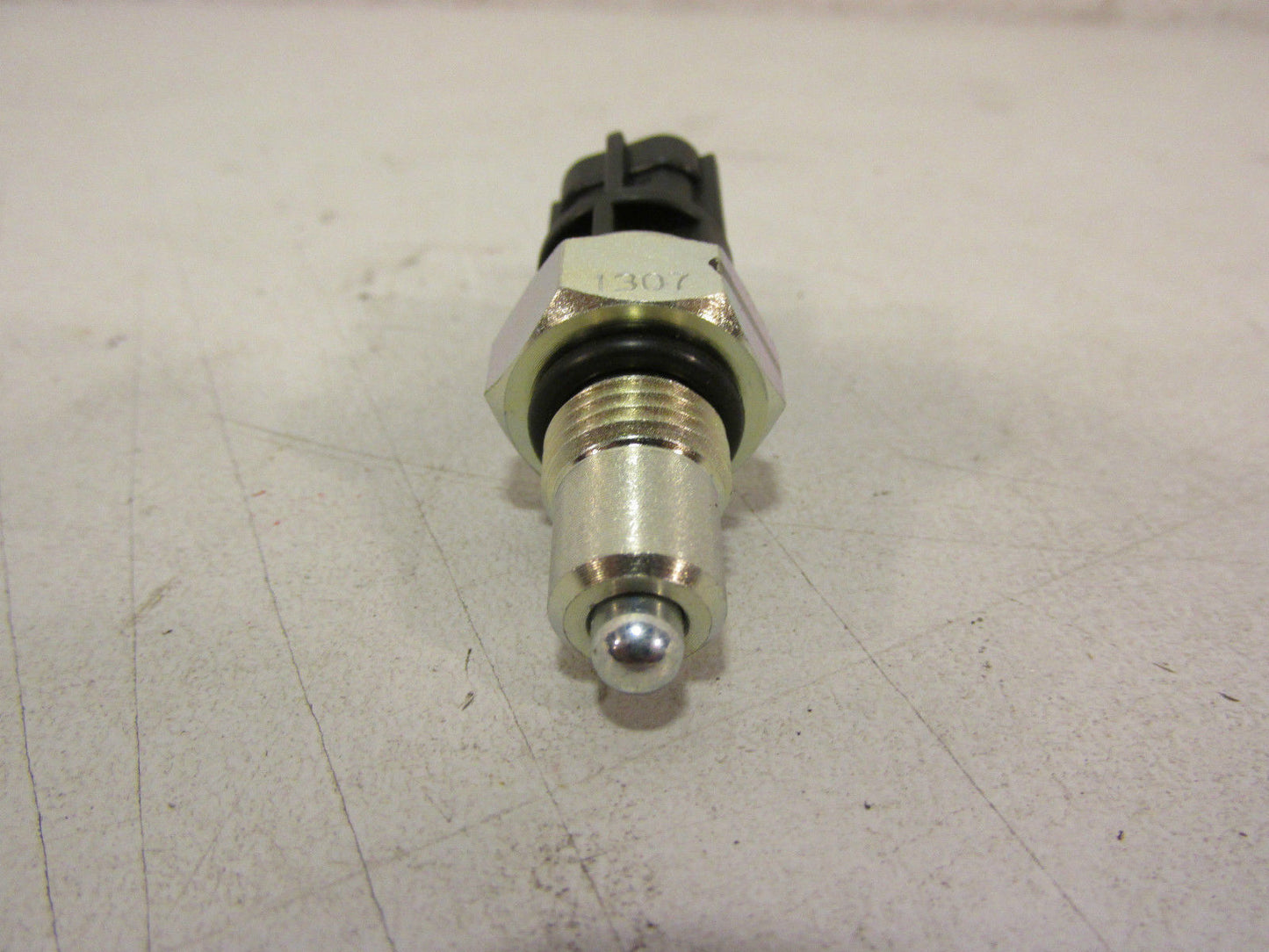 Opel Suzuki Febi Schalter  Rückfahrlichtschalter  9204032  original