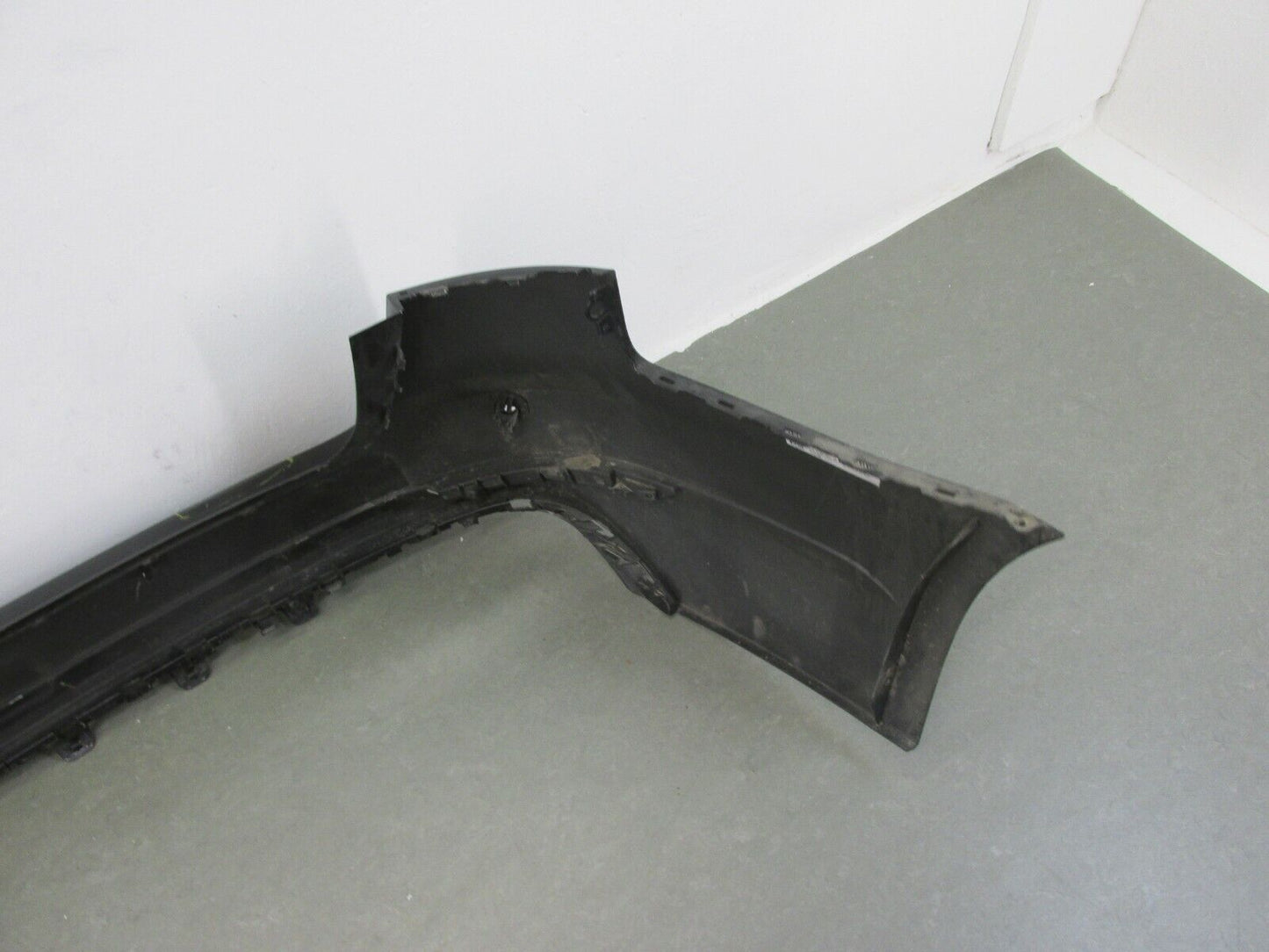 Audi A4 8W Stoßstange Stoßfänger Heckschürze Hinten original 8W9807511J