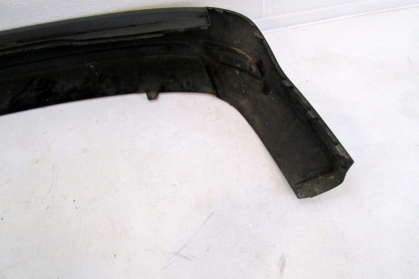 Ford Focus Stoßstange Diffusor Bumper Heckschürze hinten BM5117A866B Lippe