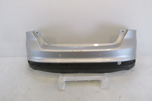 Ford Focus  Stoßstange Stoßfänger Heckschürze Hinten original BM51 17K906 PDC