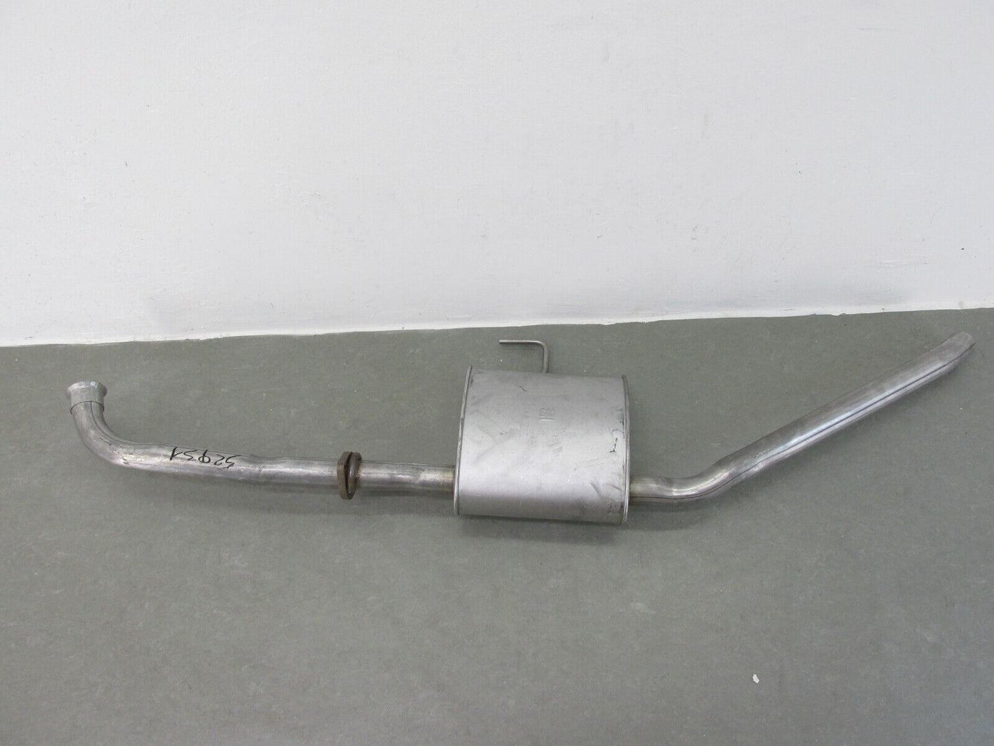 Neu Opel OMEGA Auspuff original 93181158