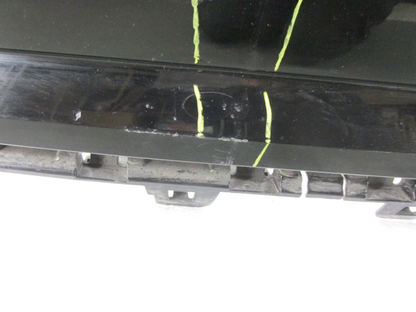 Audi A4 8W Stoßstange Stoßfänger Heckschürze Hinten original 8W9807511J