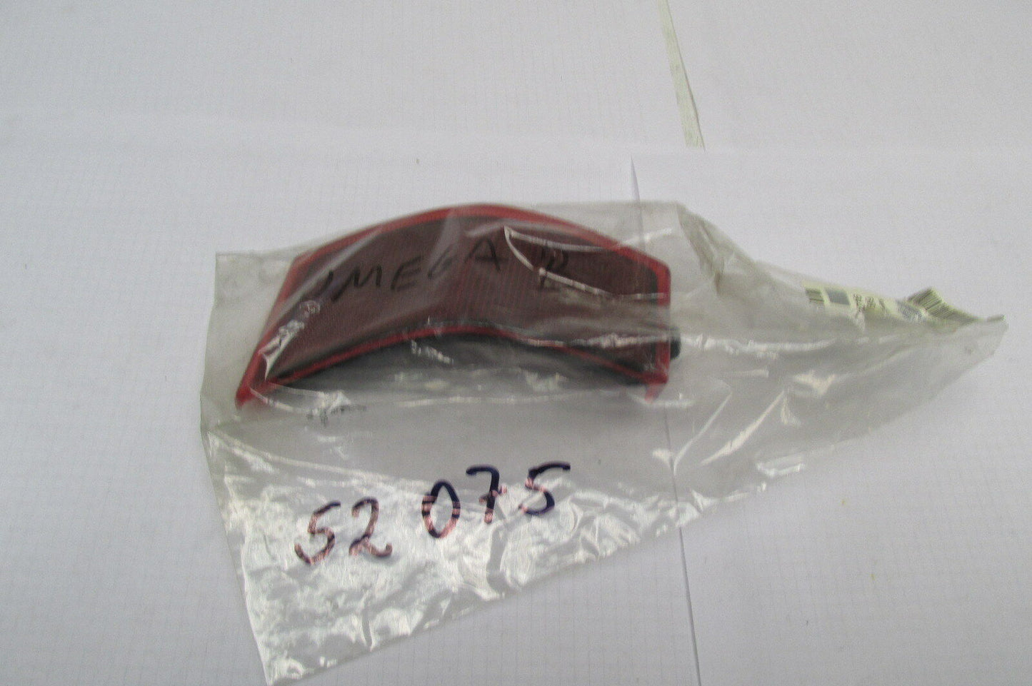 Opel Omega B RÜCKSTRAHLER hinten 90509216
