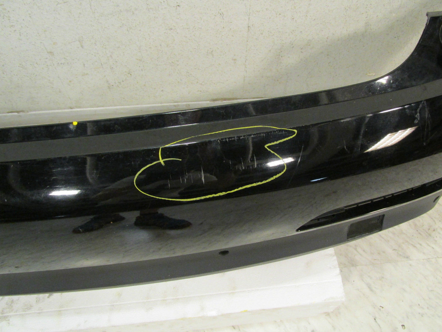 Audi Q3  Stoßstange  hinten PDC  Heckschürze  8U0807511  original  Bumper