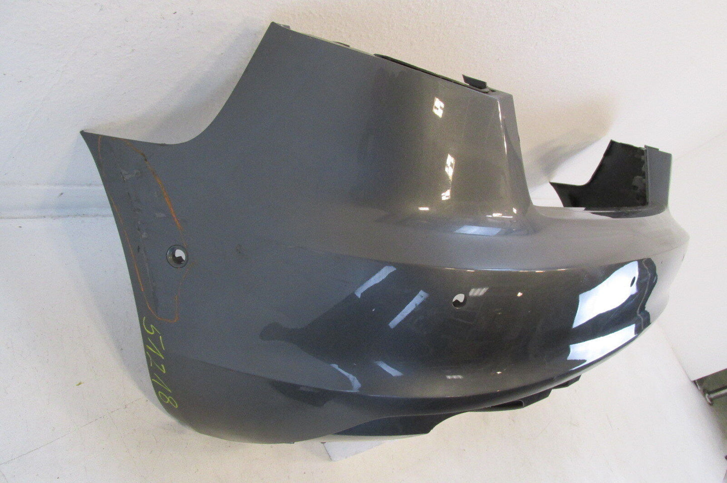 Audi A3  5 Türe  Line Stoßstange Heckschürze Hinten original 8V4807511 PDC