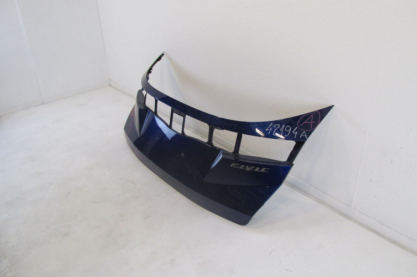 Honda Civic 8 VIII Stoßstange hinten Heckschürze 74890SMGE000M1 Panel Heckblende
