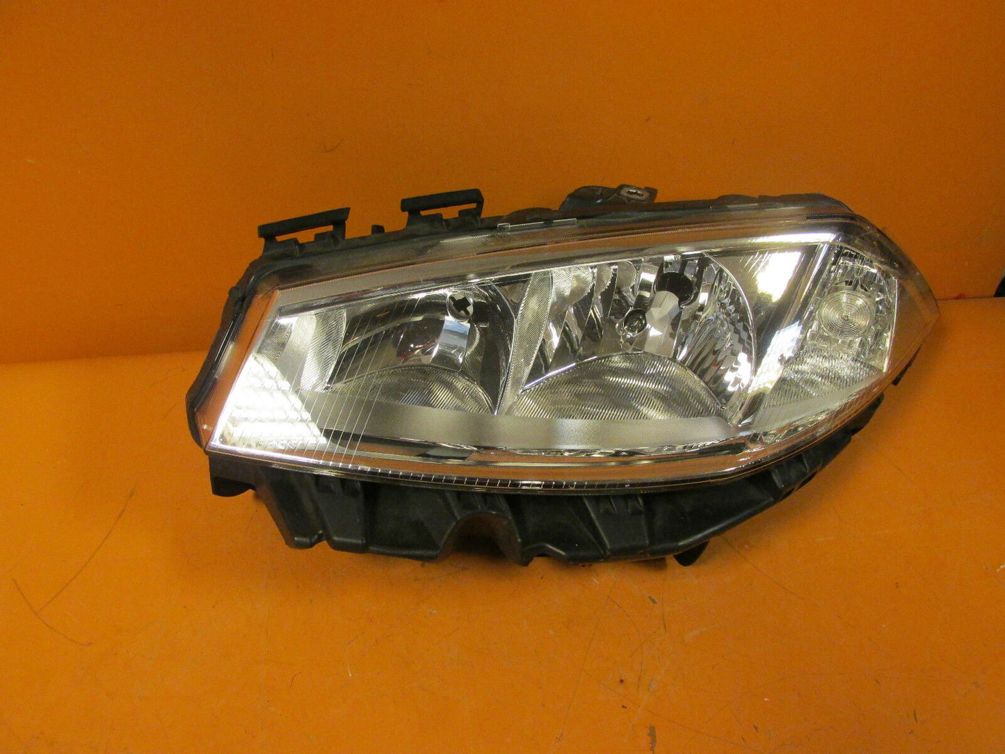 Renault Megane II  Scheinwerfer  Vorne Links  Frontscheinwerfer 89306990