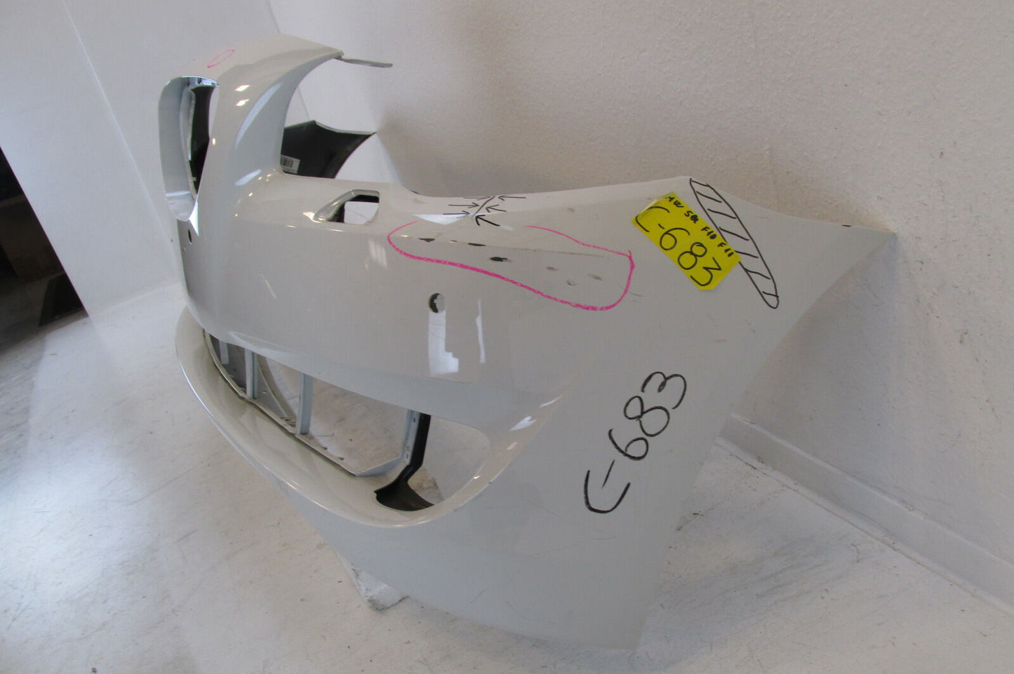 BMW 5 er F10 F11 Stoßstange  PDC  SRA  FRONTSCHÜRZE 5111 7200 712