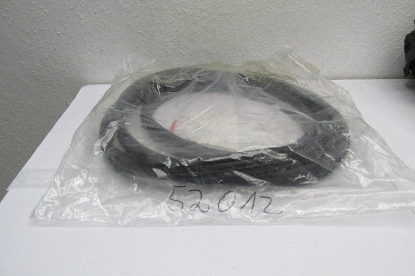 Opel Corsa C GUMMIABDICHTUNG  VORDERTUER 13111720
