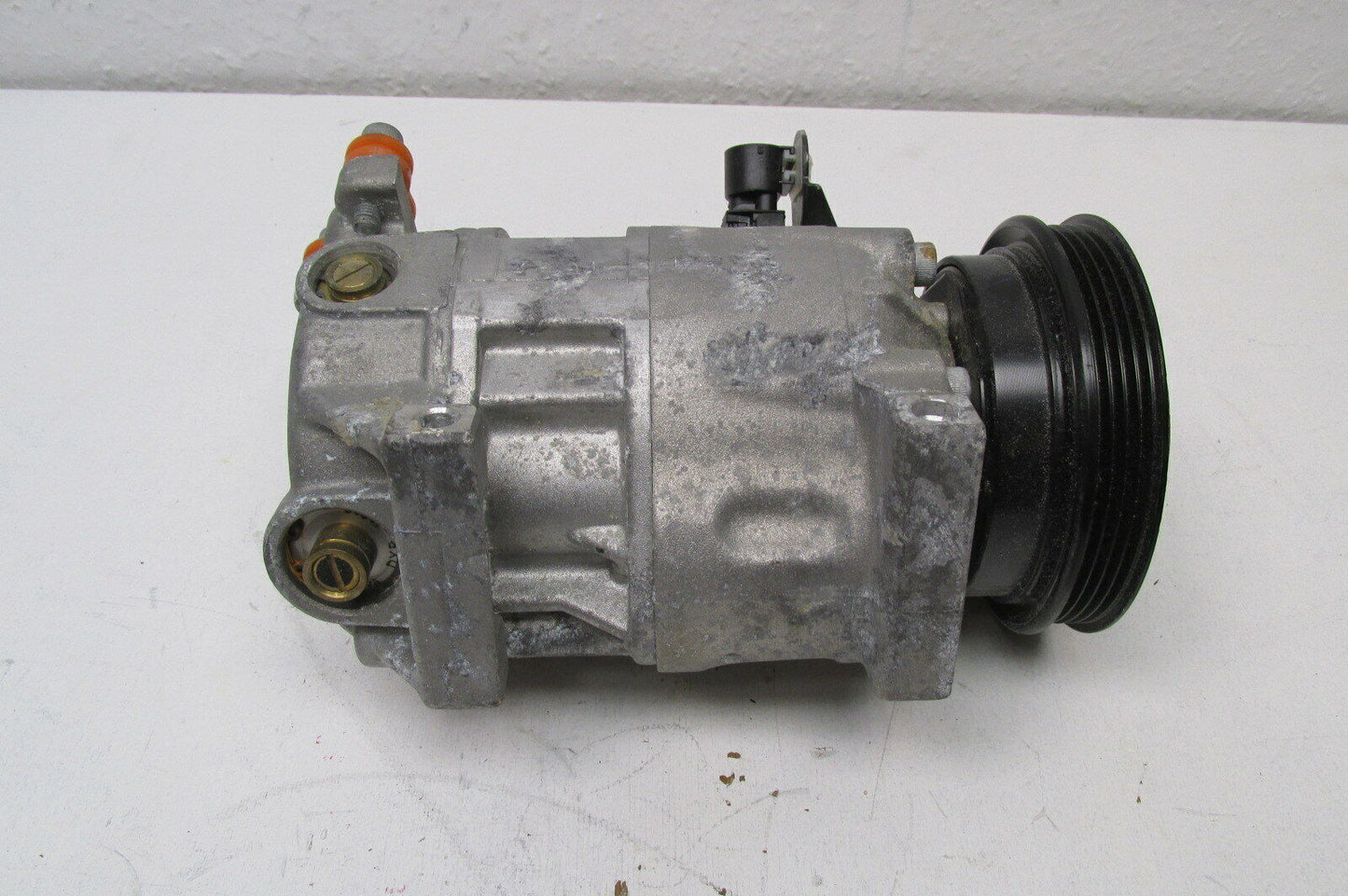 Opel Omega Klimakompressor original Kompressor Denso - 90457635