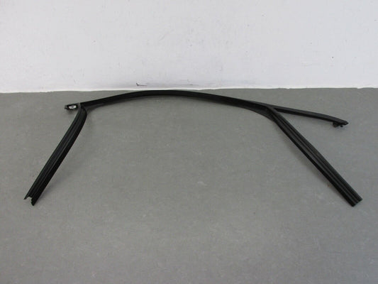 Neu original Opel FENSTERFUEHRUNG  39196927