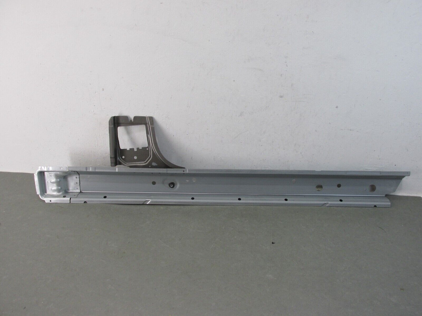 Neu original Opel Blech Bodenblech Unterbau Hinten 13306345