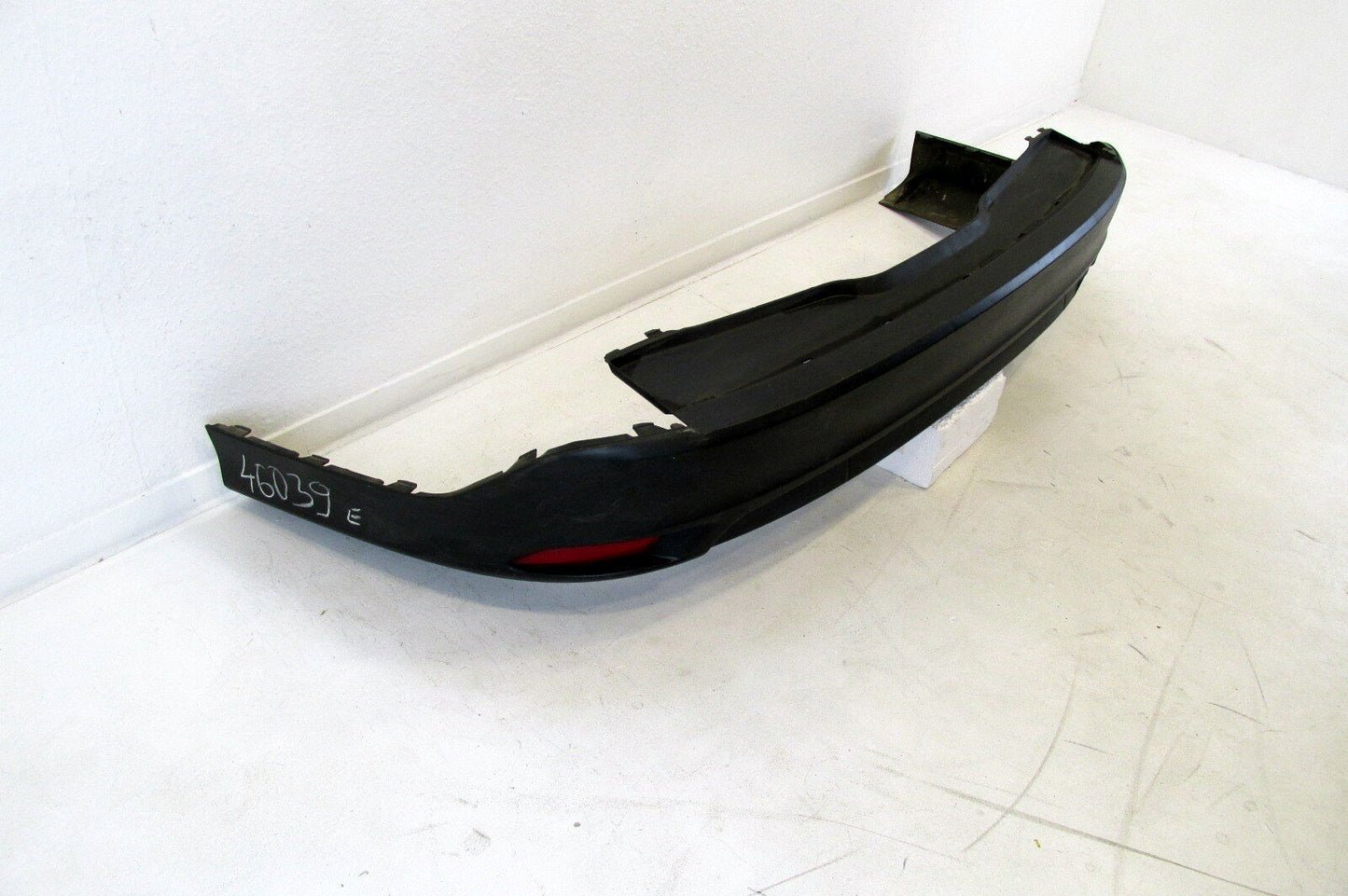Ford Focus Stoßstange Diffusor Bumper Heckschürze hinten BM5117A866B Lippe