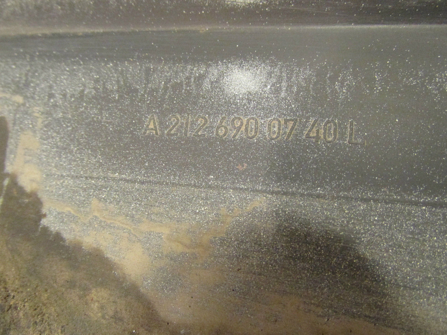 Mercedes E Klasse original Schweller  links A2126900740L  Seitenschweller