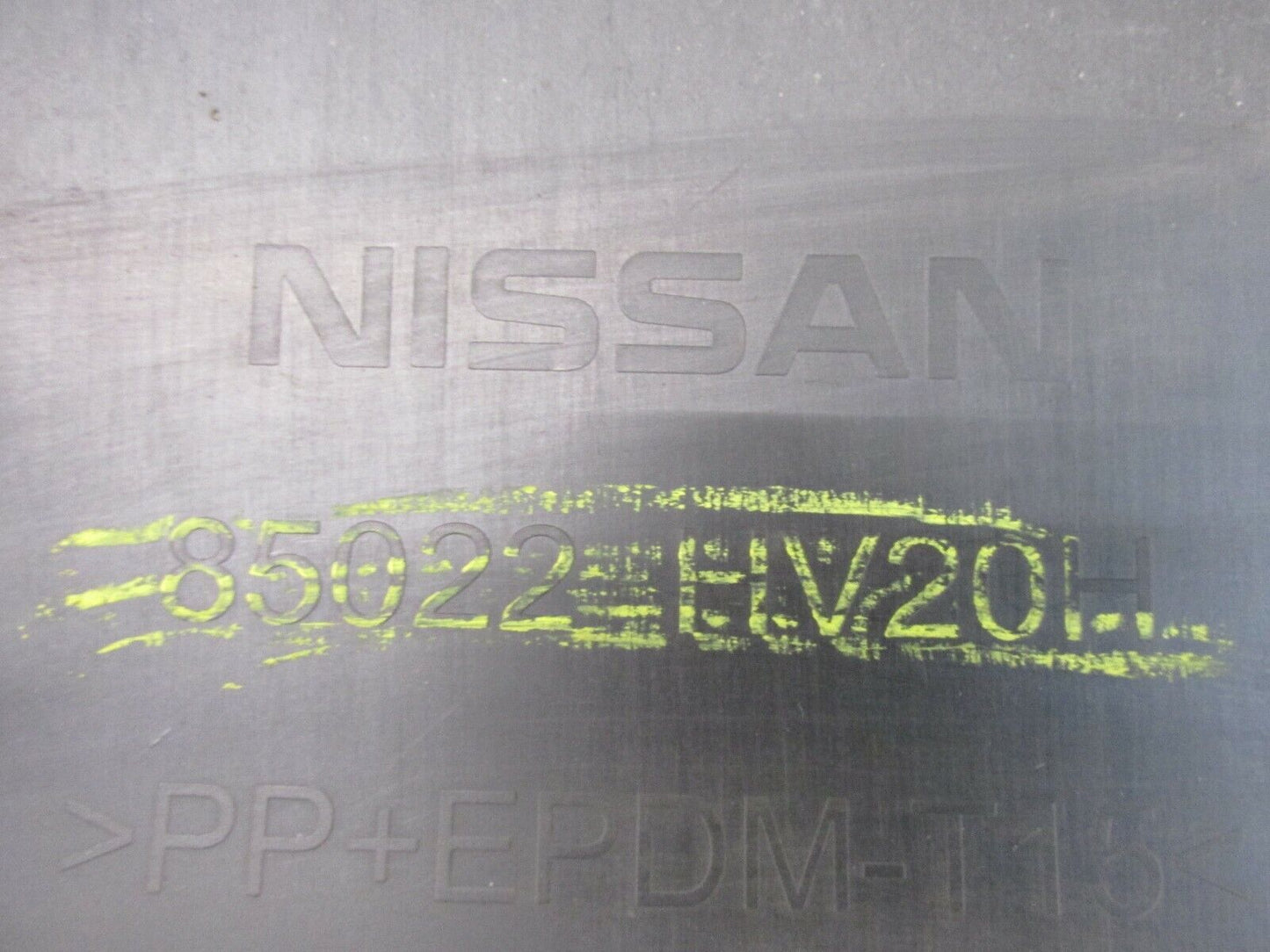 Nissan QASHQWAI Stoßstange Stoßfänger Heckschürze Hinten original 85022HV20 PDC
